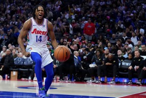 包含赛地聚焦：NBA常规赛集结日热度飙升；切尔西防线松动；压力陡增；纪律约束更严格的词条-爱游戏体育入口