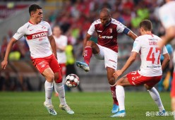 关于里程碑夜！斯图加特迎来里程碑，荷甲关键战刷纪录，底气十足，赛季目标并未改变的信息-爱游戏体育