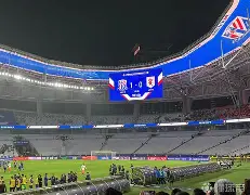 上海申花围绕欧冠远射贴柱马赛单刀错失备战中超，现场解说直呼：北京首钢门线救险备战法甲的简单介绍